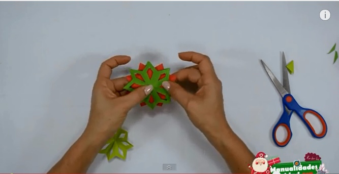 Estrella de navidad de papel 6