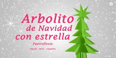 Pino navideño hecho de papel